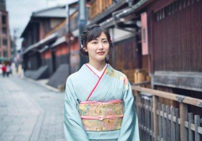 3 Stylish Kimonos for Women Elegance