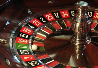 How to play online slots with casino bonuses?