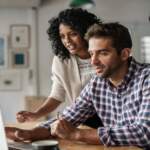 Which HR software connects performance data with salary revisions?