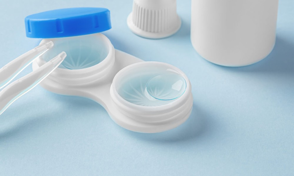 Bi Weekly Disposable Contact Lenses: How to Choose Between Bi-Weekly, Monthly, and Yearly Options
